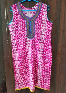 Sleeveless Pink Kurti With Beautiful Neck Detailin