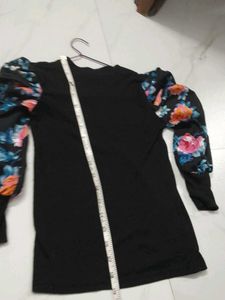 Floral Sleeve Top