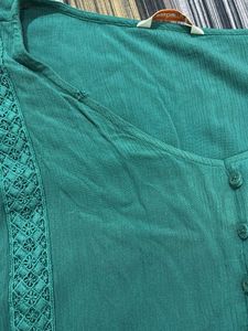 Green self design lace inserts flared sleeve