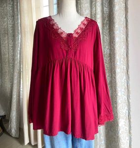 Size Upto XL Maroon Lace Trim Tunic Top