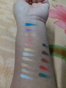 Used Super Shiny Eyeshadow Palette