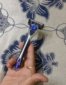 Kloze Advance 5 Shaving Razor For Men