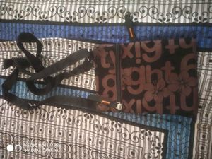 Stylish Sling Bag  (No Coin)