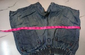 Black with a blend of navy blue shorts