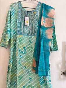 Kanva Kurti Set - Blue & White