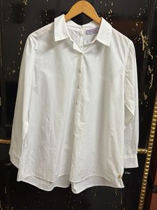 Chique White Shirt Size M