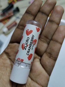 Zudio Cranberry Lip Balm