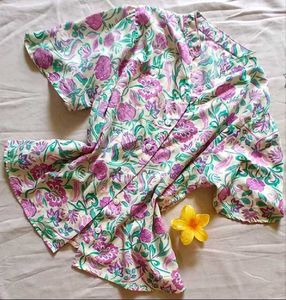 Flowy Cute Shirt 🌼
