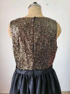 🖤 Sparkly Party Dress
