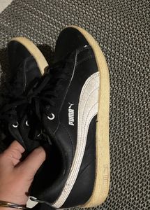 Puma Sneakers