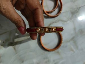 Red &amp; Gold Bangle Set