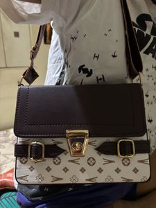 Stylish Patterned Crossbody Bag