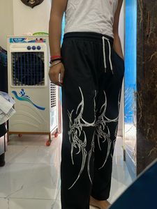 Graphic Print Black Sweatpants
