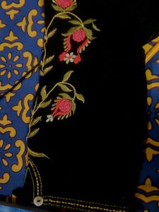 Black Kurta With Thred Work