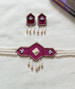 Choker Necklace With Earrings ✨