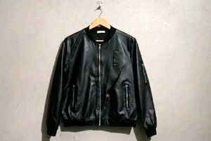 bomber Black leather jacket