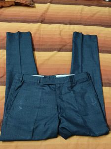 Men Dark Grey Tailored Fit Viscose Formal Trouser