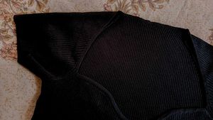 Women Deep Neck Top