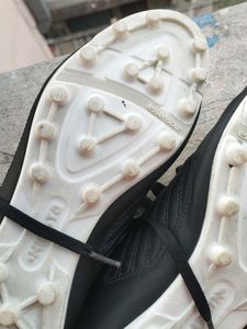 Kipsta Black Turf Boot