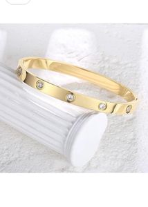 gold bracelet