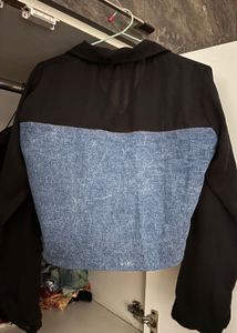 Black &amp; blue denim cropped shirt