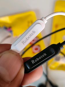 Robotek HF-801 Earphones
