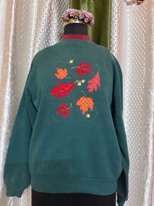 Vintage Leaf Embroidered Sweatshirt