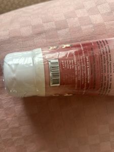 Brand New Kesar Chandan Facewash