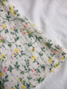 Slim Fit White Floral Tshirt
