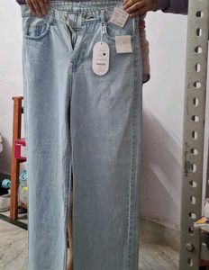 Light Wash Wide Leg Jeans