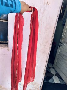Red Dupatta