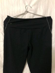 Black Capri leggings