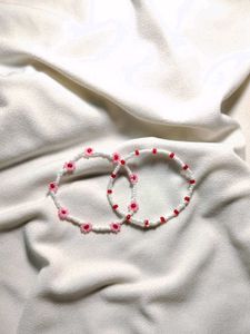 Flower Beaded Bracelet Set