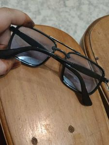 Stylish Goggless