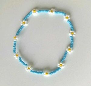 Daisy Beaded Bracelet