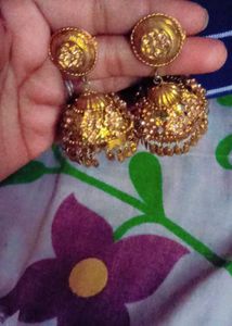 Earrings Or Jhumka