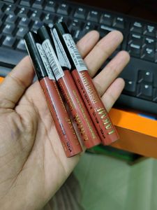 Lakme 19 Nude Twist Matte Lipstick