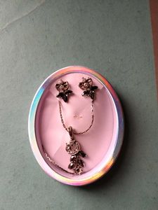 Black Pendent