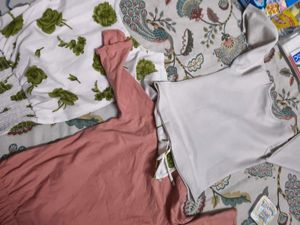 Combo Of 3 Tops &amp; Pink Cap For 5-6 Years Girl