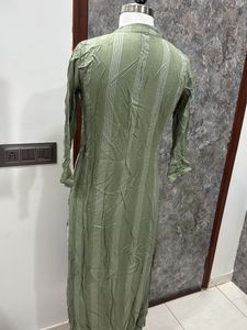 Green Kurti