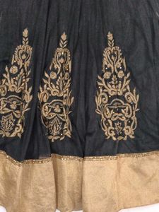 Elegant Black &amp; Gold Anarkali Kurta