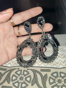 Amazing Black Crystal Earrings