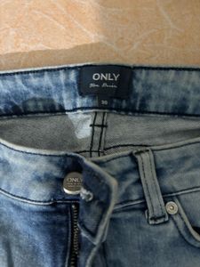 blue denim pant