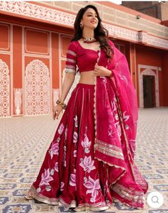Aachho Magenta Pink Hand-painted Lehenga Set
