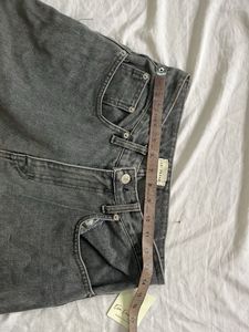 MADE IN KOREAN JEANS