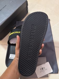 Men Balenciaga Slides