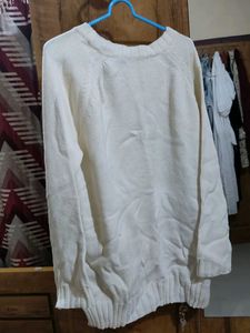 off white winter sweatshirt