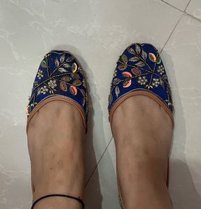 Dabka zardosi punjabi Jutti Flat Footwear Heel