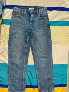 STM Jeans - Stylish Denim
