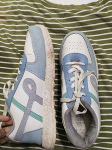 White Shoes 👟